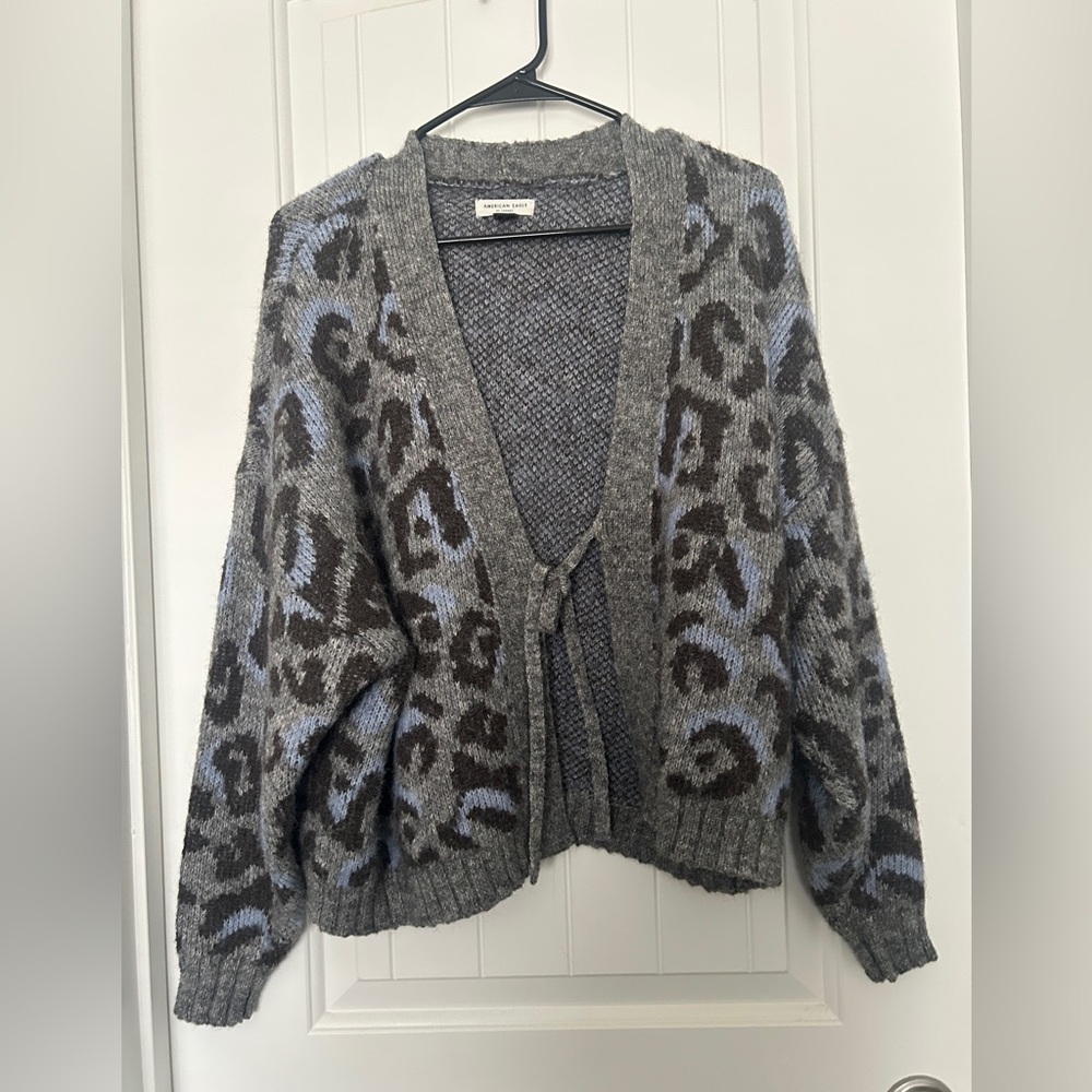 American Eagle Outfitters Heather Gray Sweater